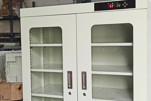 工業烘箱在使用需要注意的地方